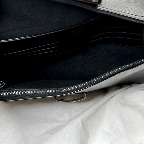 Vintage Louis Vuitton Epi Electric Pochette Lena Patent Leather Black Bag - Picture 6 of 6